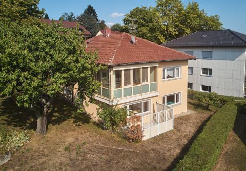 Sonniges, repräsentatives Einfamilienhaus mit mögl. Einliegerwohnung