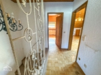 Flur Obergeschoss - Großzügige Doppelhaushälfte mit Einliegerwohnung und Garage in ruhiger Lage!