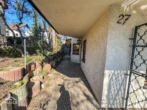 Weg zum Eingangsbereich - Großzügige Doppelhaushälfte mit Einliegerwohnung und Garage in ruhiger Lage!