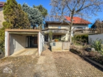Garage und Stellplatz - Großzügige Doppelhaushälfte mit Einliegerwohnung und Garage in ruhiger Lage!