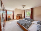 Schlafzimmer 1 - Großzügiges Einfamilienhaus mit tollem Home-Office Anbau!
