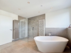 Badezimmer - Penthousewohnung mit atemberaubendem Blick! – Luxurious penthouse apartment with breathtaking views!