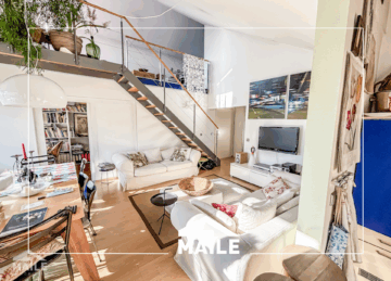 Charmante, sonnige 2,5 Zimmer-Galeriewohnung mit Tiefgarage und 2 Balkonen, 70378 Stuttgart, Galerie