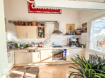 Küche - Charmante, sonnige 2,5 Zimmer-Galeriewohnung mit Tiefgarage und 2 Balkonen