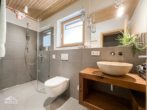 Bad EG - Modernes, ökologisch optimiertes Traumhaus in unverbaubarer Naturlage.