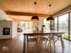 Essbereich - Modernes, ökologisch optimiertes Traumhaus in unverbaubarer Naturlage.