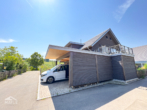 Aussenansicht - Modernes, ökologisch optimiertes Traumhaus in unverbaubarer Naturlage.