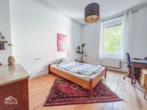 Schlafzimmer - Sonnige 3-Zimmer-Altbauwohnung in bester Lage in Stuttgart West