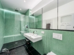 Badezimmer - Hochwertig 3-Zimmerwohnung mit EBK, Balkon und Ausblick ins Grüne.