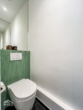 Gäste-WC - Hochwertig 3-Zimmerwohnung mit EBK, Balkon und Ausblick ins Grüne.