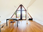 Esszimmer - Helle 3-Zimmer-Maisonettewohnung mit EBK und sonnigem Balkon.