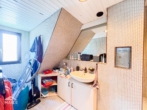 Badezimmer - Helle 3-Zimmer-Maisonettewohnung mit EBK und sonnigem Balkon.