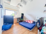 Schlafzimmer 1 - Helle 3-Zimmer-Maisonettewohnung mit EBK und sonnigem Balkon.