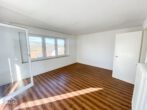 Wohnzimmer - Modernes Wohnen mit Blick ins Grüne – 2 Zimmer Wohnung mit zwei Balkonen und tollem Blick