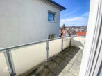 Balkon 1 - Modernes Wohnen mit Blick ins Grüne – 2 Zimmer Wohnung mit zwei Balkonen und tollem Blick