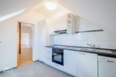 Küche - Helle Dachgeschosswohnung mit traumhaftem Panoramablick in bester Lage von S-West