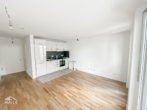Wohnen / Küche - Neuwertige und helle 2 Zimmer-Wohnung mit Balkon, EBK und TG-Stellplatz