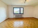 Schlafzimmer - Gemütliche 2-Zimmer Wohnung mit Einbauküche und großzügigem Balkon!