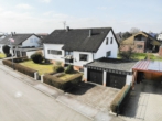 Ansicht Nord-/Ostseite - Großes 1-2 Familienhaus mit großem Garten, Doppelgarage und Ausbaupotenzial!
