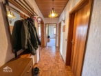 Flur - Großes 1-2 Familienhaus mit großem Garten, Doppelgarage und Ausbaupotenzial!