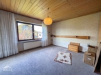 Schlafzimmer - Großes 1-2 Familienhaus mit großem Garten, Doppelgarage und Ausbaupotenzial!