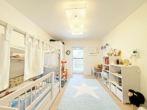 Kind 1 - Luxuriöses Einfamilienhaus mit hochwertiger Ausstattung, traumhaftem Garten und Außenpool