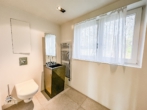 Gäste-Bad - Großzügige und helle Traumwohnung am Waldrand mit tollem Balkon und offener Küche!