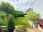 Garten - Haus in Haus! Hochwertige 4,5 Zi-Wohnung mit Garten, 2 Bädern und TG