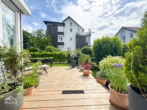 Terrasse Garten - Haus in Haus! Hochwertige 4,5 Zi-Wohnung mit Garten, 2 Bädern und TG