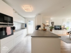 Küche - Haus in Haus! Hochwertige 4,5 Zi-Wohnung mit Garten, 2 Bädern und TG
