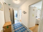 Flur UG - Haus in Haus! Hochwertige 4,5 Zi-Wohnung mit Garten, 2 Bädern und TG