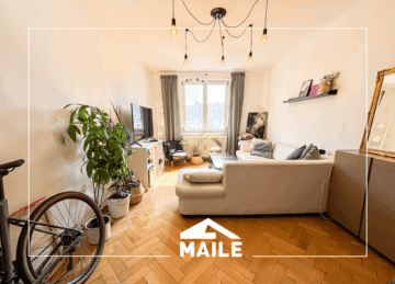 Schöne helle 4-Zimmer-Wohnung mit großer Terrasse im Zentrum, WG-geeignet, 70178 Stuttgart Stuttgart-Mitte, Dachgeschosswohnung