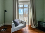 Schlafzimmer - Luxuriöse 5-Zimmer Altbauwohnung mit Einbauküche, zwei Balkonen und Garage!