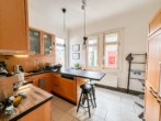 Küche - Luxuriöse 5-Zimmer Altbauwohnung mit Einbauküche, zwei Balkonen und Garage!