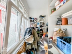 Abstellkammer - Luxuriöse 5-Zimmer Altbauwohnung mit Einbauküche, zwei Balkonen und Garage!