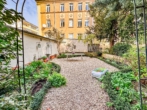 Garten - Luxuriöse 5-Zimmer Altbauwohnung mit Einbauküche, zwei Balkonen und Garage!