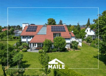 Exklusives und großzügiges Familienanwesen in Ortsrandlage!, 71069 Sindelfingen, Einfamilienhaus