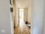 Flur - Sanierte 4-Zimmer Wohnung mit zwei Balkonen und Garage!