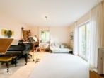Wohnzimmer EG - Bestlage am Waldrand! Repräsentatives 1-2 Familienhaus mit Garten und Garage.