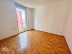 Schlafzimmer - Neuwertige Luxuswohnung mit Terrasse und Einbauküche