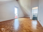 Schlafzimmer - Neuwertige Luxuswohnung mit Terrasse und Einbauküche