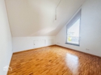 Schlafzimmer - Neuwertige Luxuswohnung mit Terrasse und Einbauküche