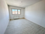 Zimmer 1 - Sonnige 3,5-Zimmerwohnung mit toller Aussicht, Einbauküche und Garage! Auch WG-geeignet!