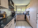 Küche - Helle 3-Zimmer-Wohnung mit Balkon und Tiefgaragenstellplatz in ruhiger Lage von Stuttgart-Lederberg