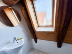 Gäste-WC - Großzügige Maisonette-Wohnung mit 2 Bädern und EBK