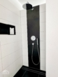Badezimmer - bathroom - Luxuriöses Einfamilienhaus mit Garage und Pool! – Luxurious detached house with garage and pool!