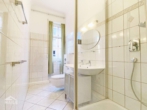 Bad - Sanierter Altbau mit sep. Apartment im Herzen des Heusteigviertels