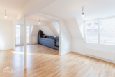 Wohn-Esszimmer - Moderne 2,5-Zimmer-Wohnung mit EBK über den Dächern des beliebten Heusteigviertels