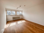 DG rechts - Schlafzimmer - Schönes 4-Parteien Mehrfamilienhaus, künftig 6-Parteien (Baugesuch eingereicht) in begehrter Lage!