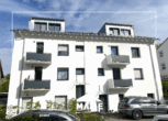 Titelbild - Hochwertige 3-Zimmerwohnung mit EBK,Balkon und Aussenstellplatz in toller Lage